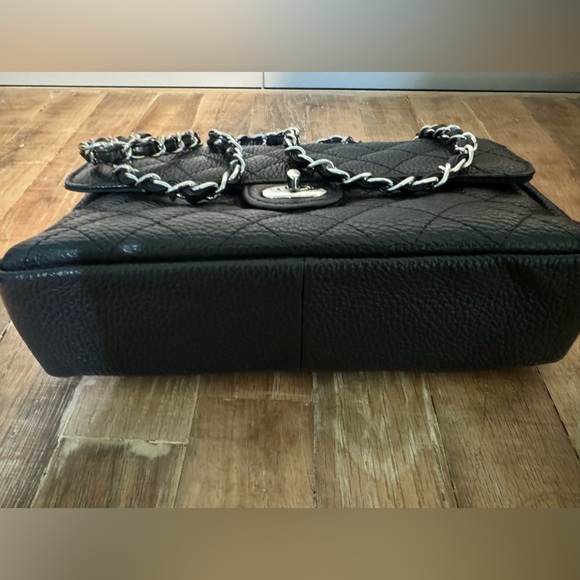 Black caviar single flap quilted bag with red lining designer bag by Virsa bag - Picture 2 of 9